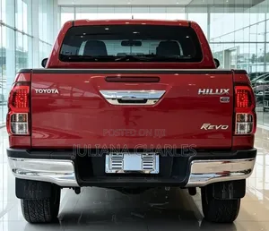Toyota Hilux 2018 Red