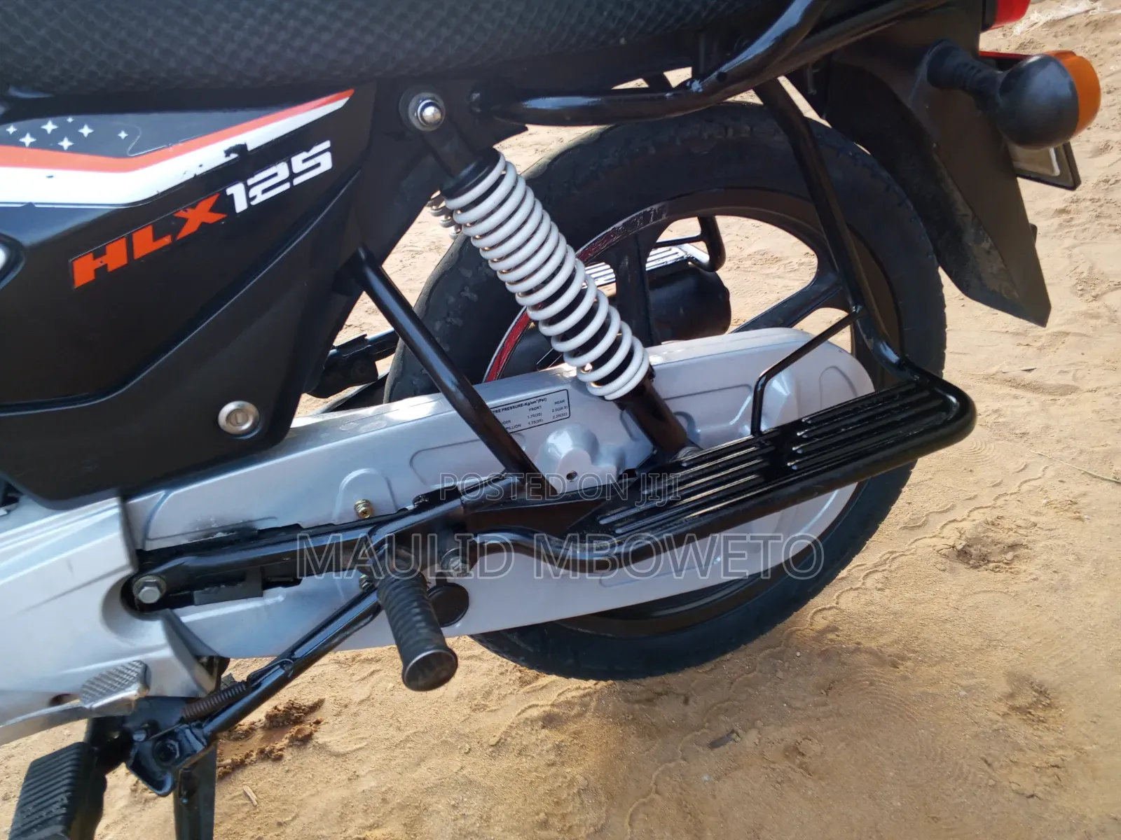 New TVS HLX 125 2024 Black