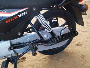 New TVS HLX 125 2024 Black