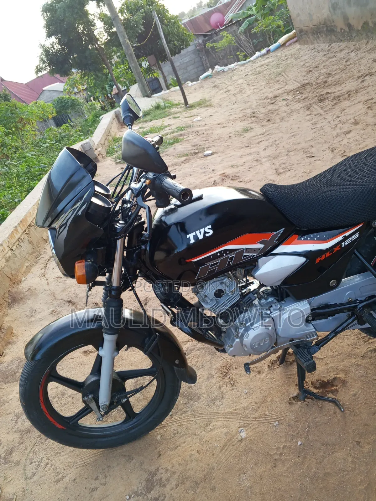 New TVS HLX 125 2024 Black