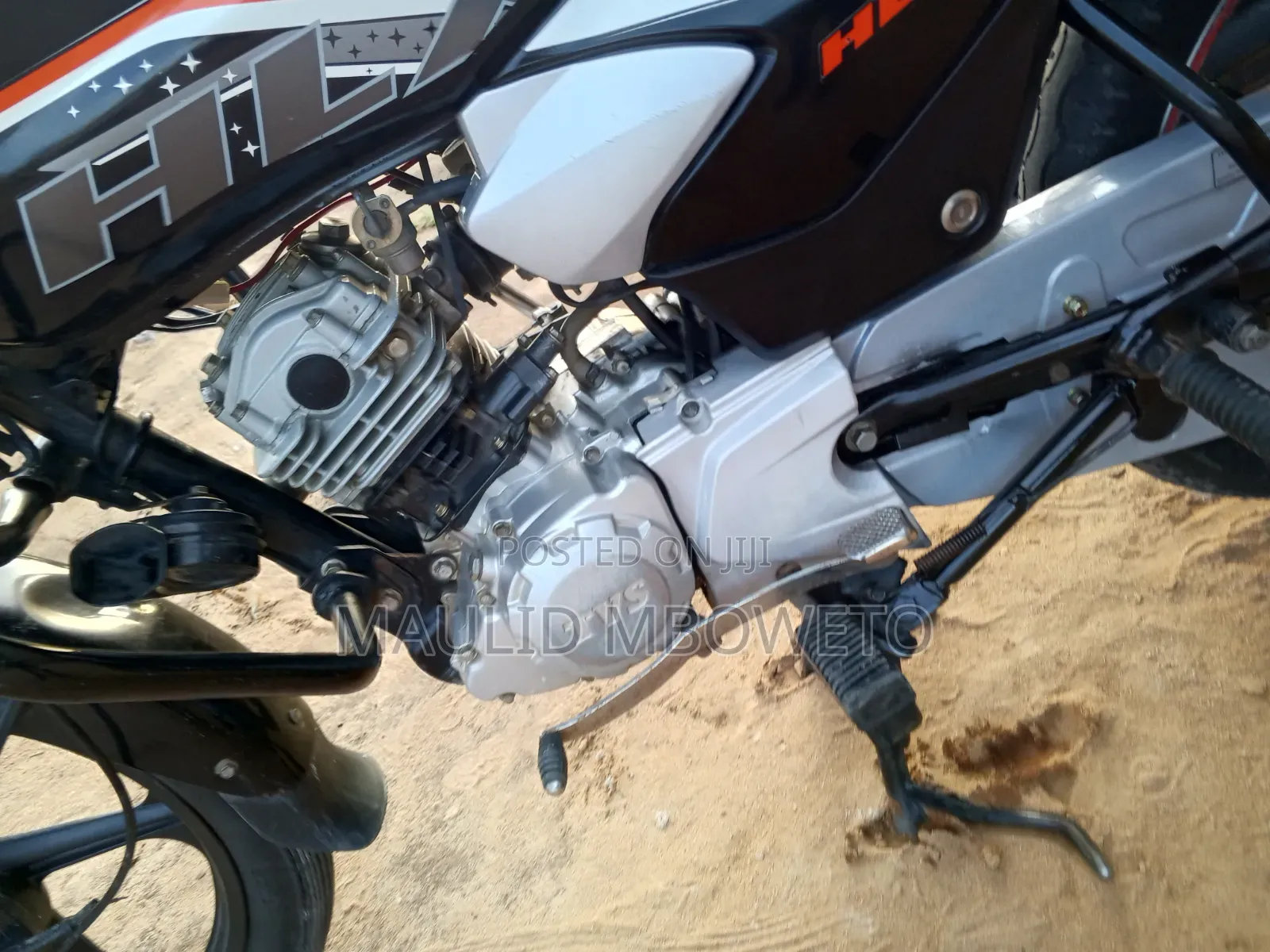 New TVS HLX 125 2024 Black