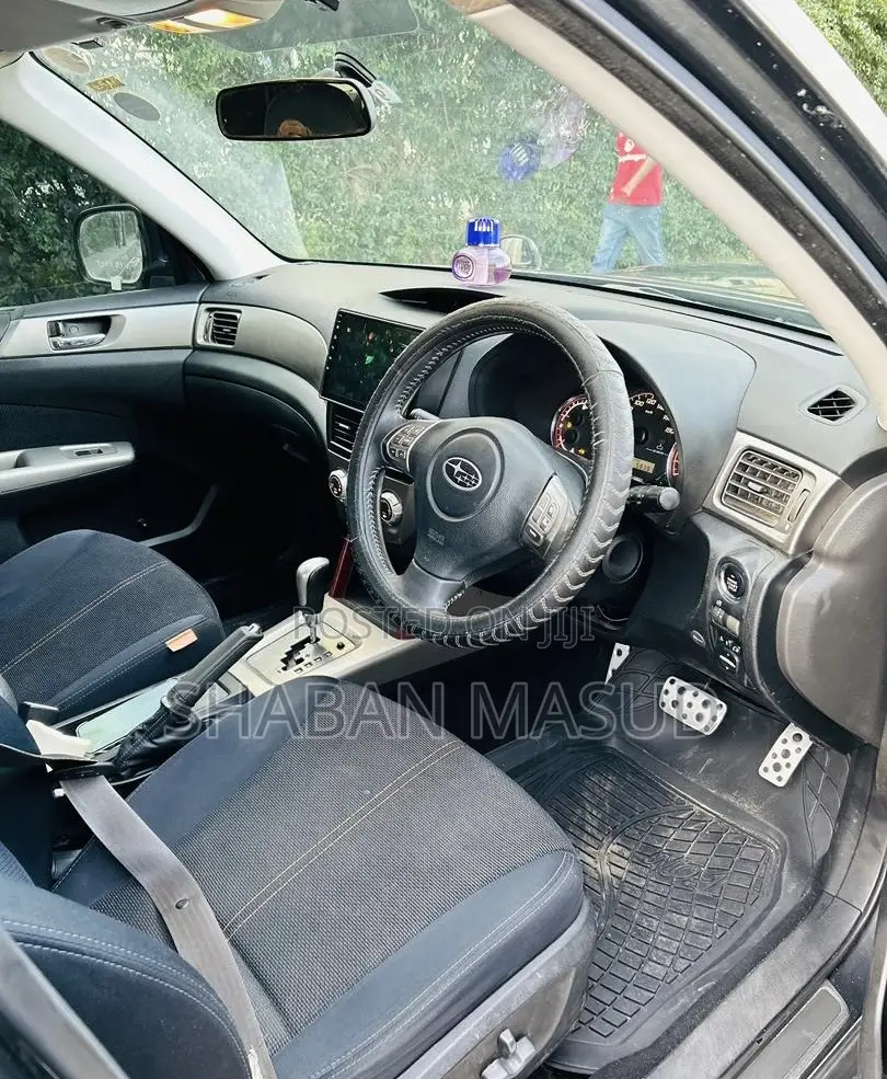 Subaru Forester 2.0D X 2009 Black