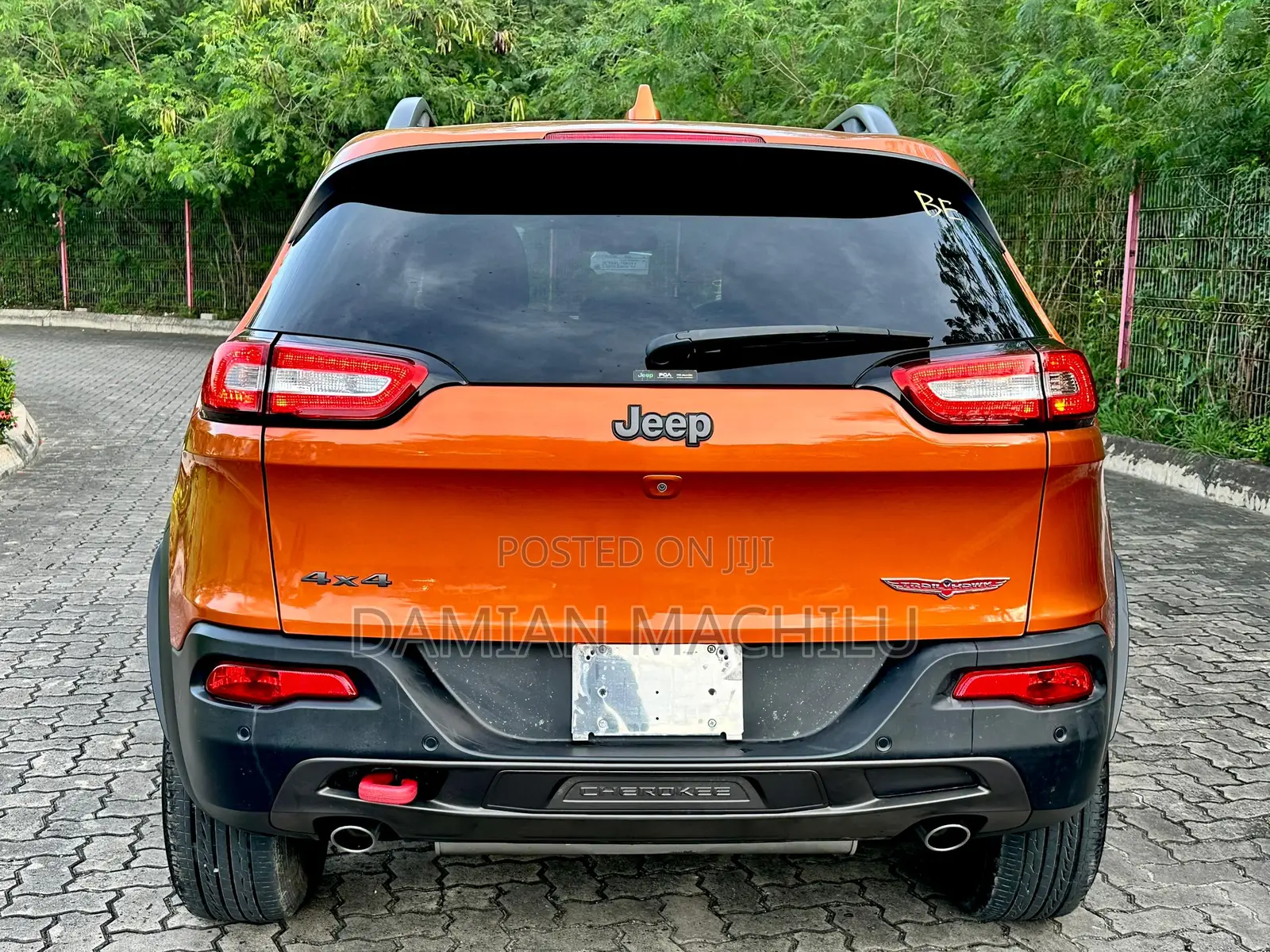 Jeep Cherokee 2016 Orange