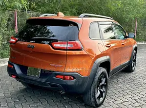 Jeep Cherokee 2017 Orange