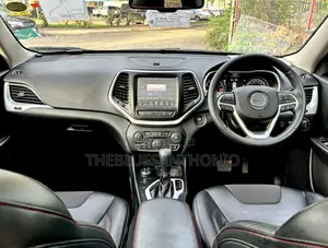 Jeep Cherokee 2017 Orange