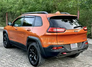Jeep Cherokee 2017 Orange
