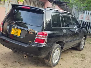 Toyota Kluger 2002 Black