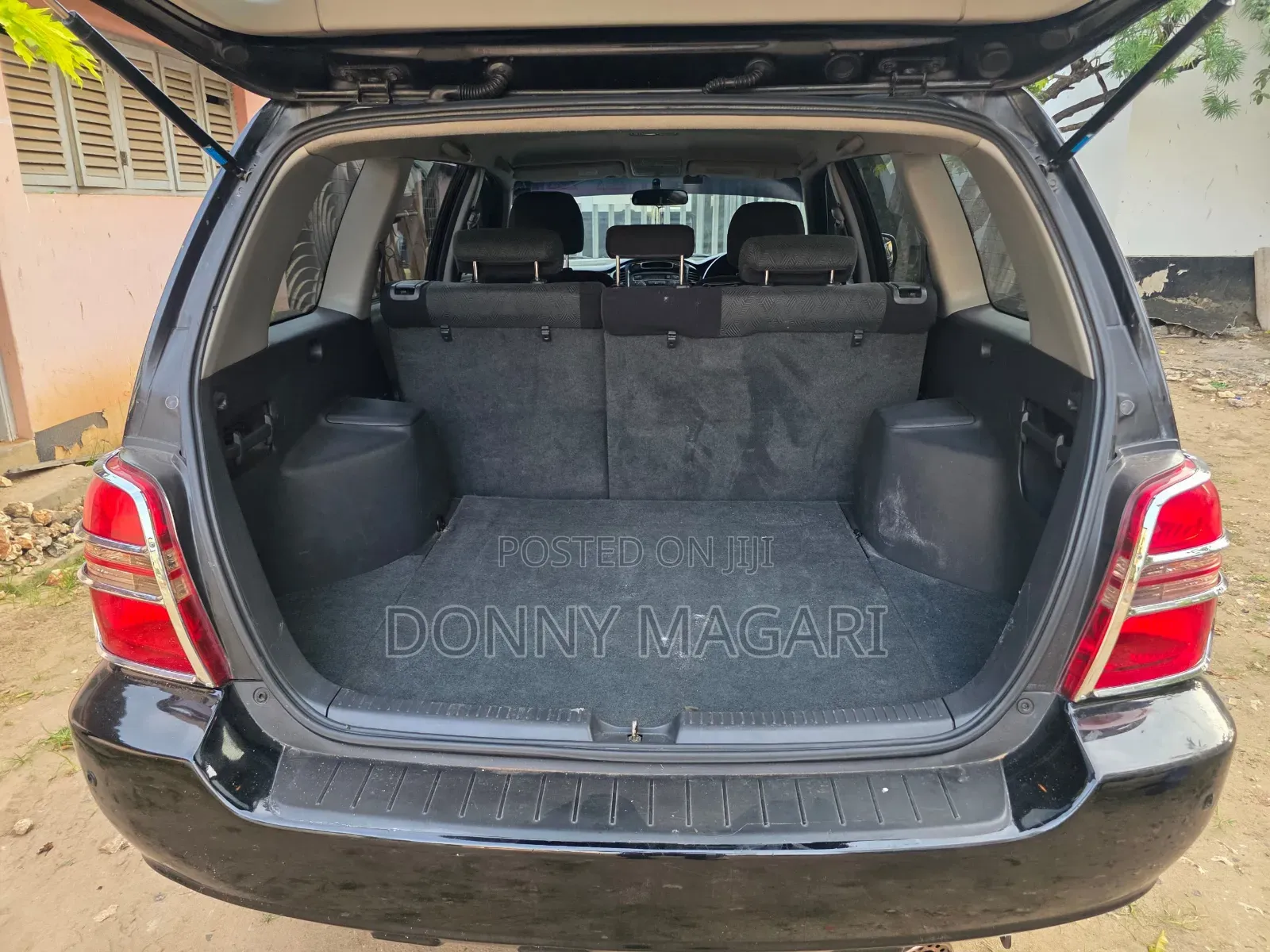 Toyota Kluger 2002 Black
