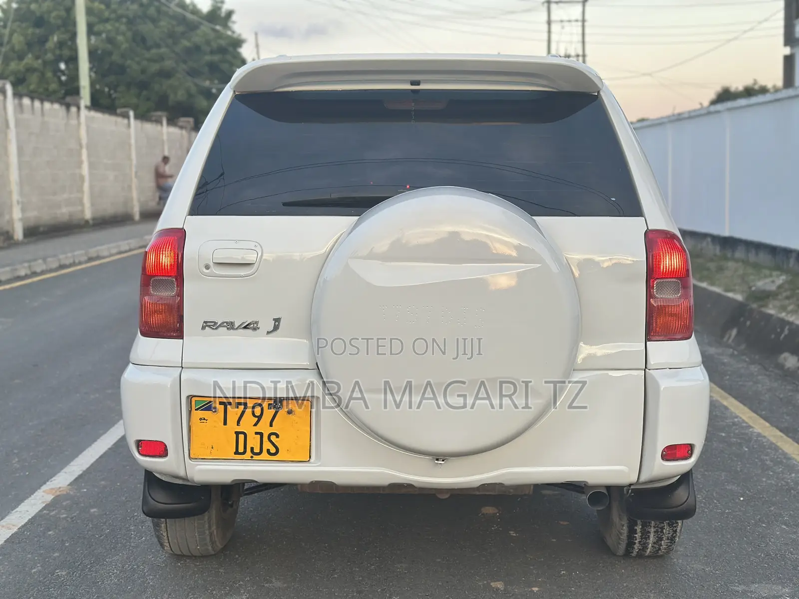 Toyota RAV4 Automatic 2003 White