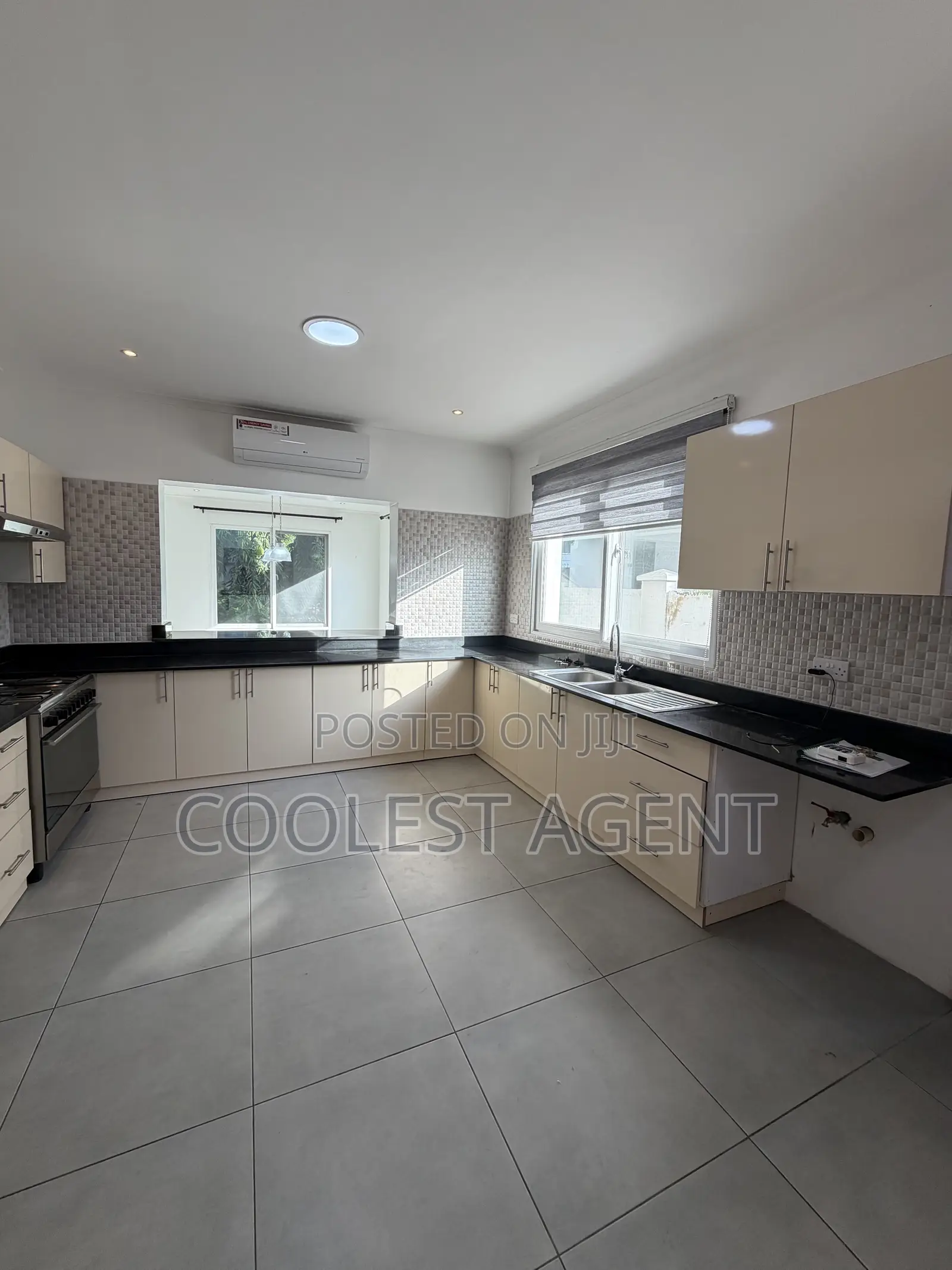 4bdrm Villa in Coolest Estate, Oyster Bay for rent