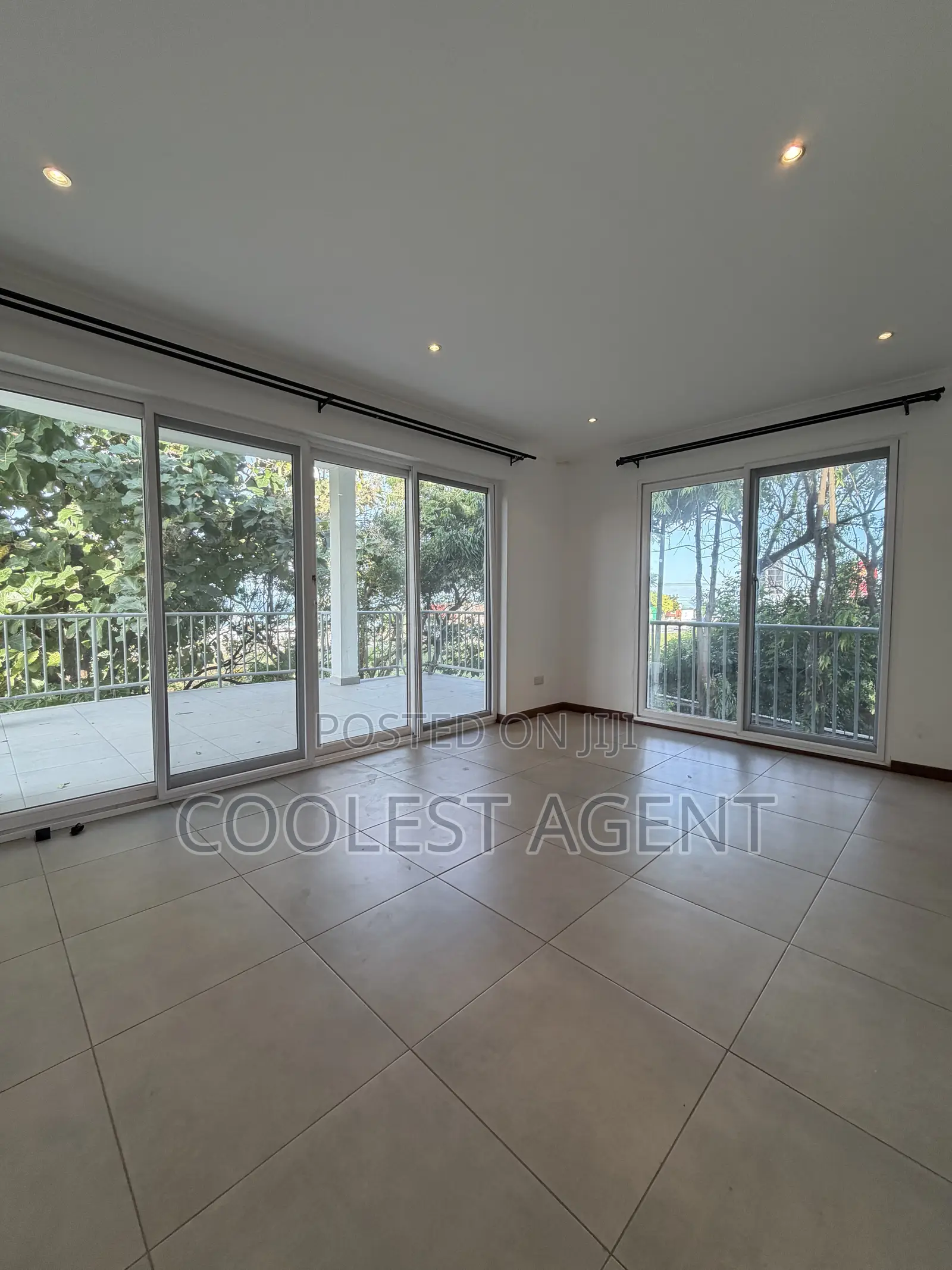 4bdrm Villa in Coolest Estate, Oyster Bay for rent