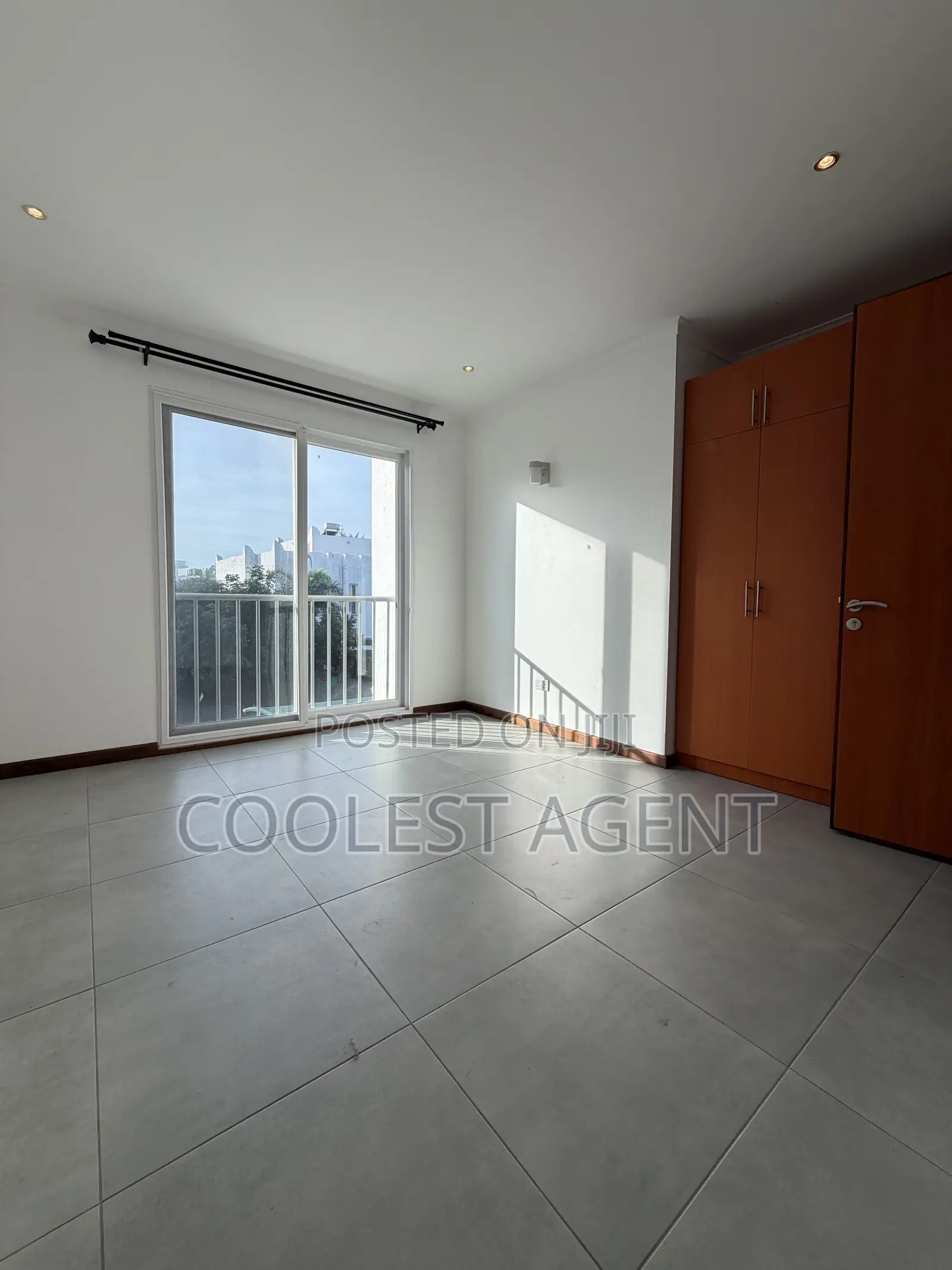 4bdrm Villa in Coolest Estate, Oyster Bay for rent