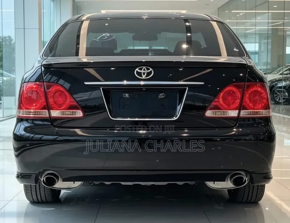 Toyota Crown 2006 Black