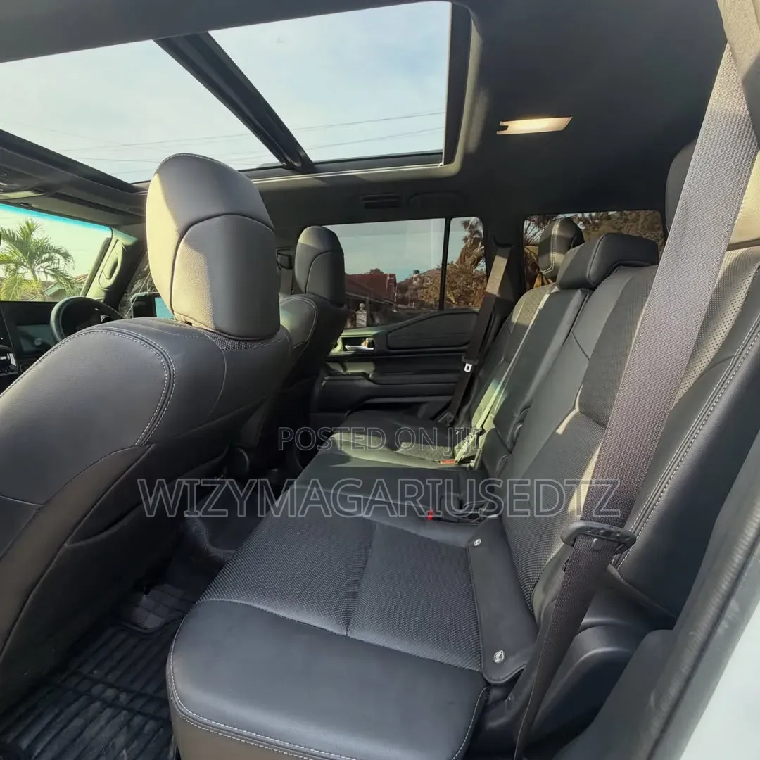 New Toyota Land Cruiser Prado 2025 Ivory