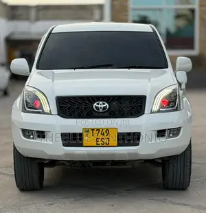 Toyota Land Cruiser Prado 2007 White