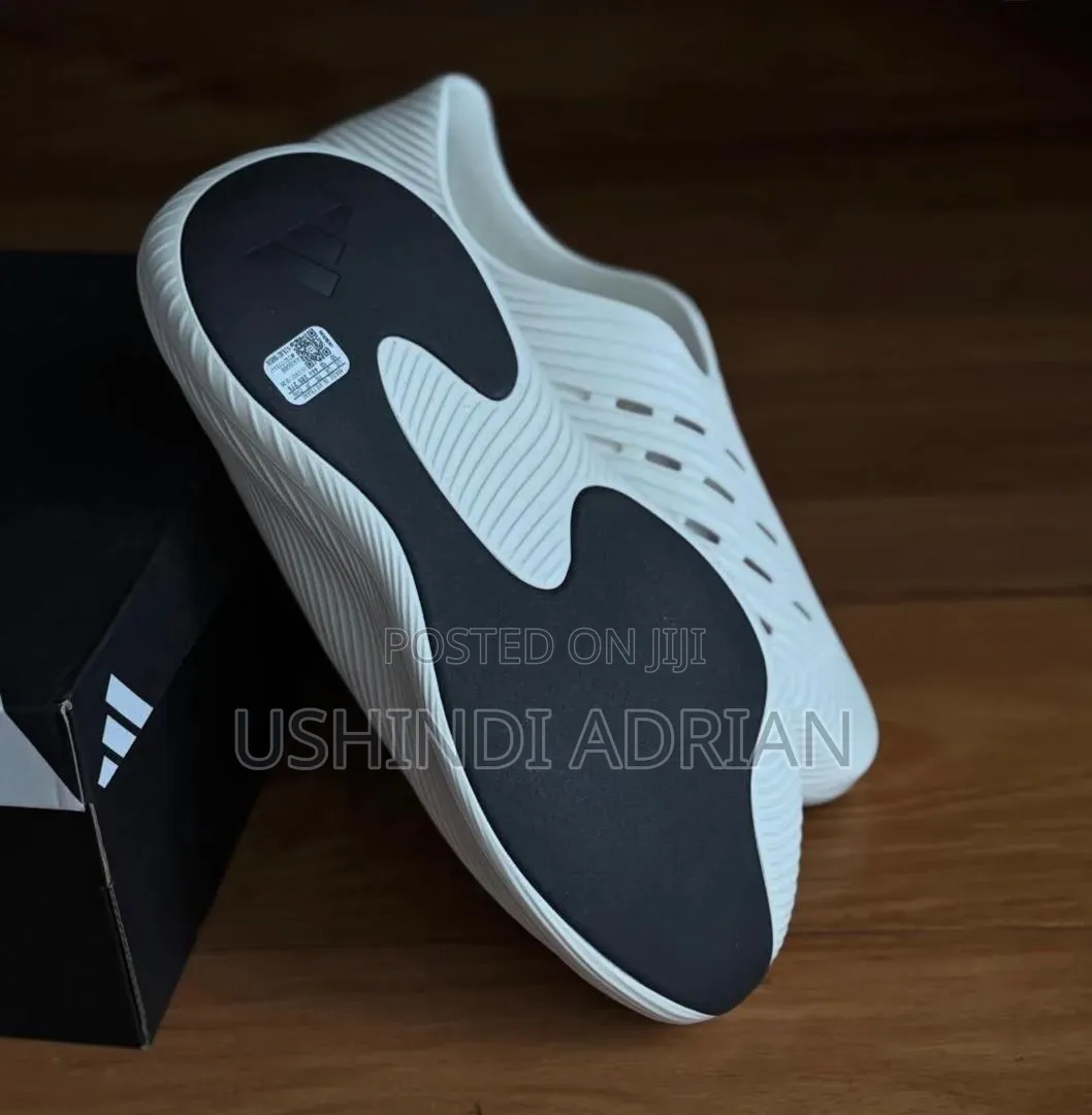 Adidas Pure Chill ShoesSize: 40 • 41 • 42 • 43 • 44 • 45 • 46