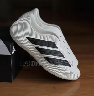 Adidas Pure Chill ShoesSize: 40 • 41 • 42 • 43 • 44 • 45 • 46