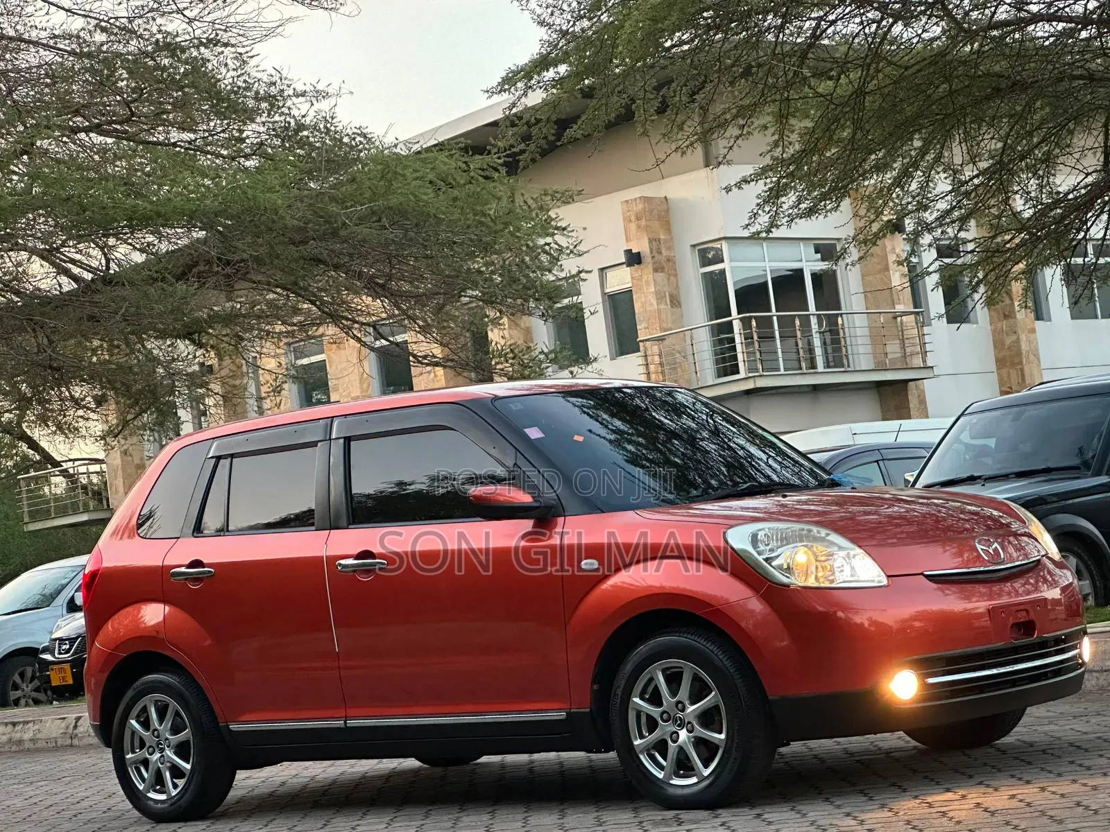 Mazda Verisa 2010 Maroon