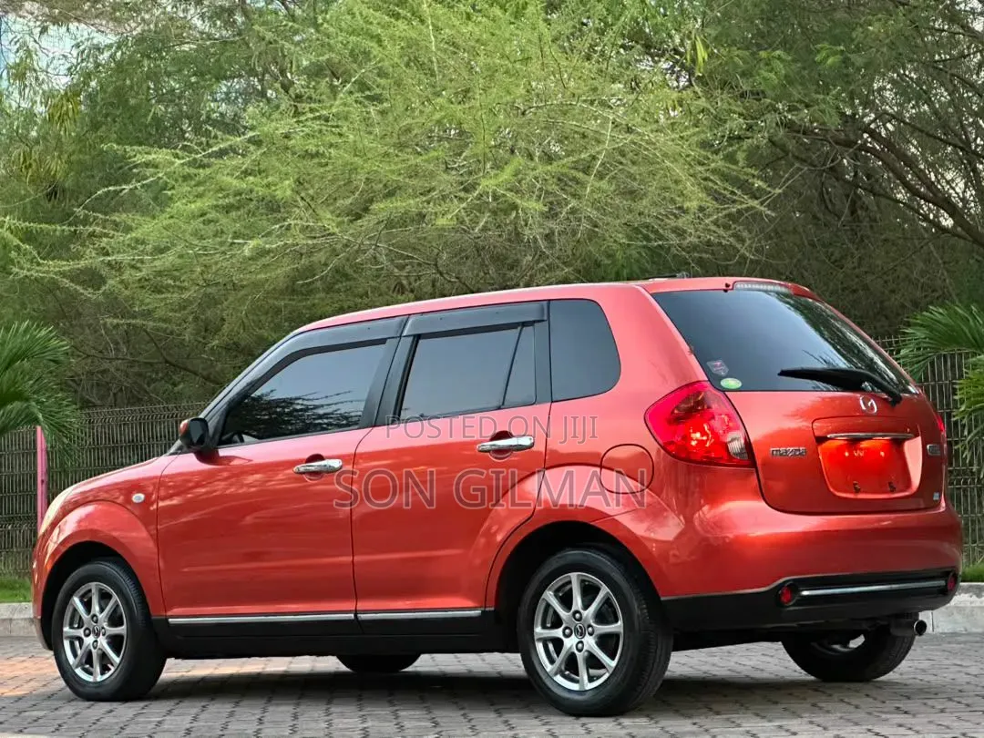 Mazda Verisa 2010 Maroon