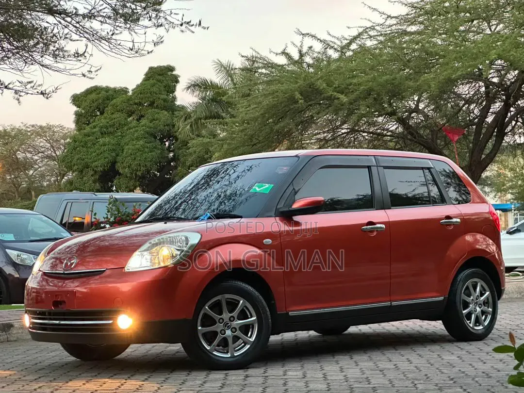 Mazda Verisa 2010 Maroon