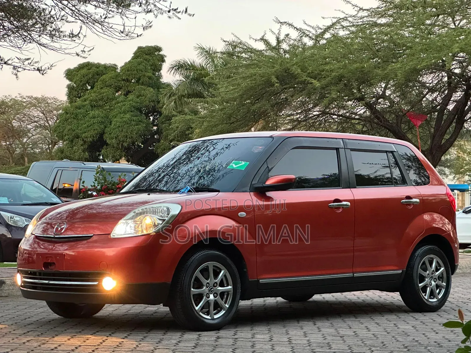 Mazda Verisa 2010 Maroon