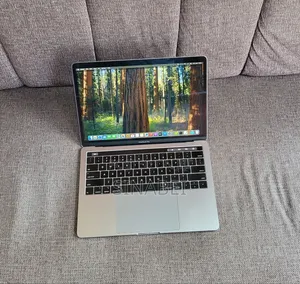 Laptop Apple MacBook Pro 2018 8GB Intel Core i5 SSD 256GB