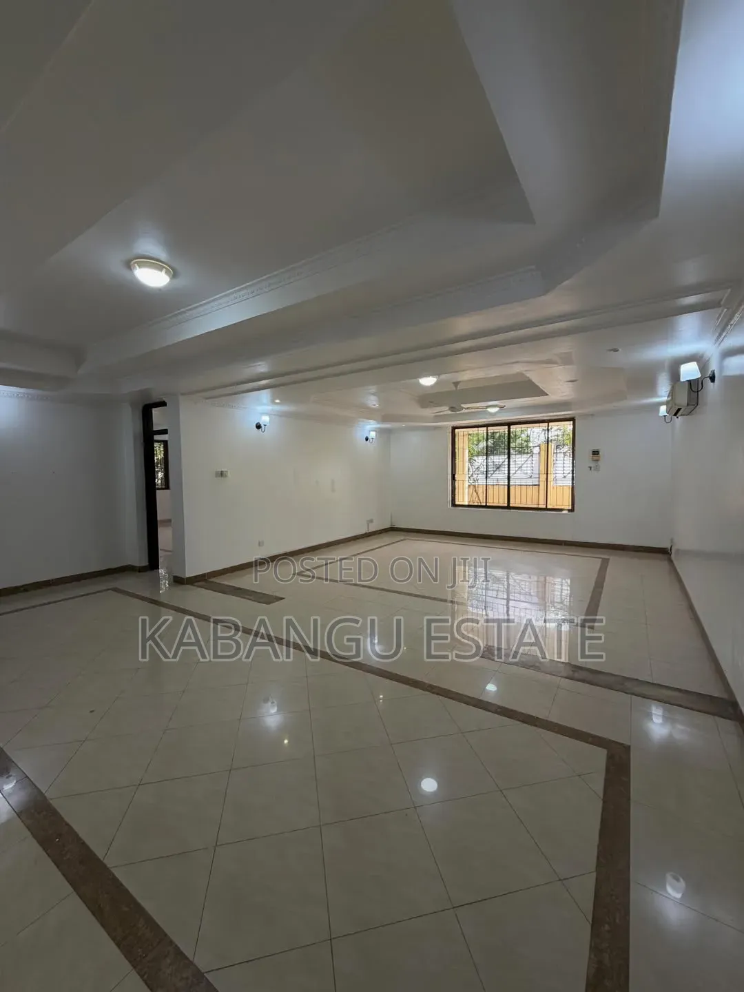 3bdrm Apartment in Msasani Near for rent