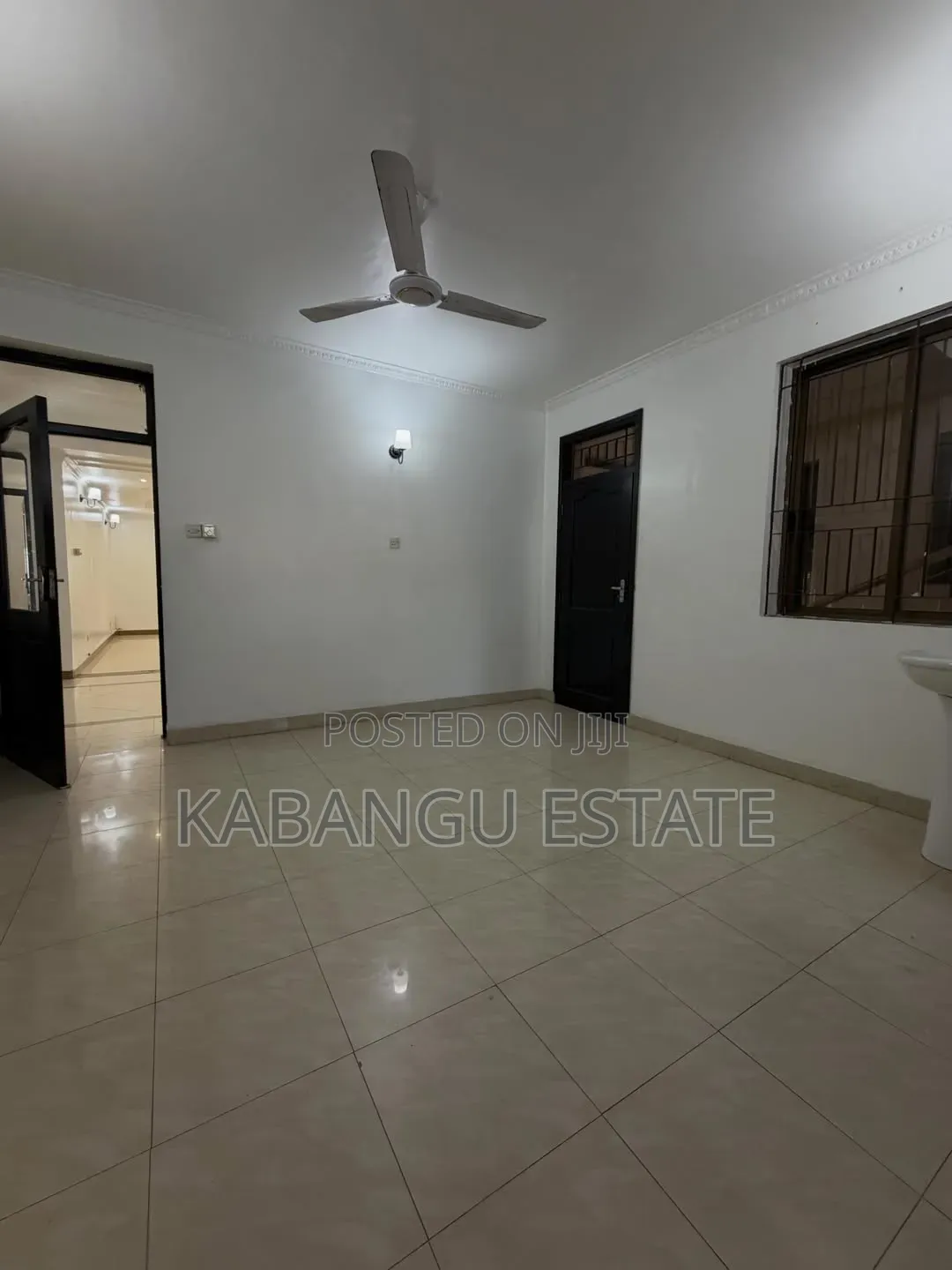 3bdrm Apartment in Msasani Near for rent