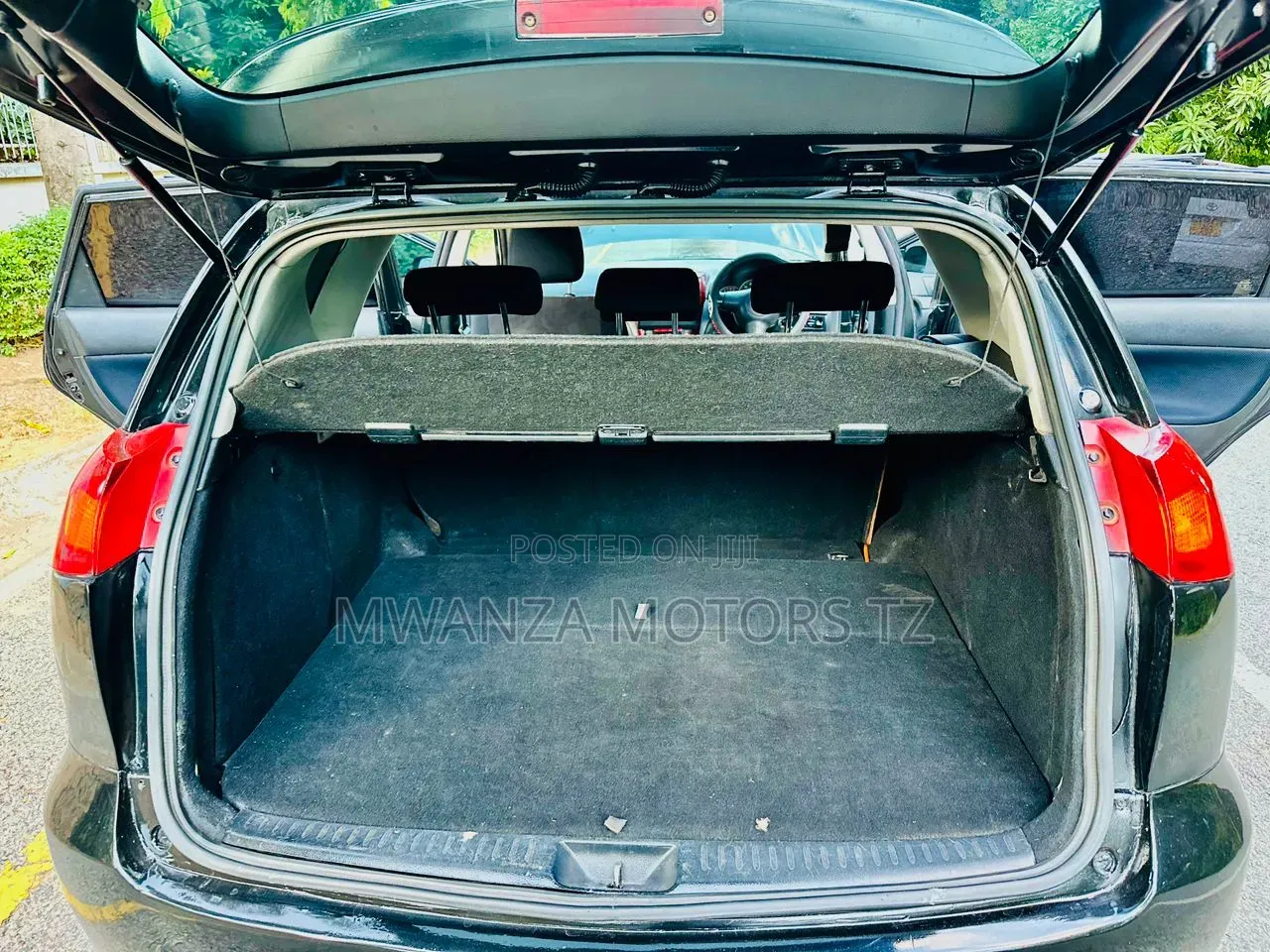 Toyota Caldina 2005 Black