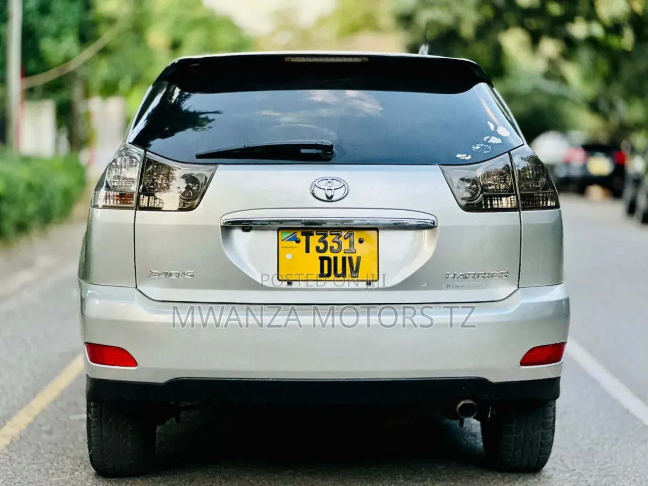 Toyota Harrier 2004 Silver