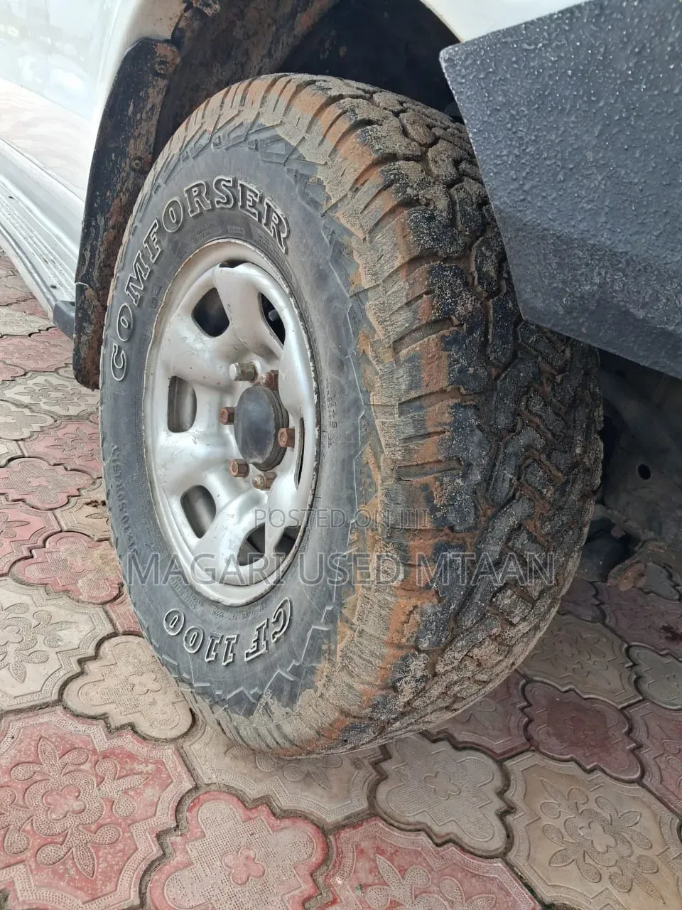 Toyota Hilux 2006 White