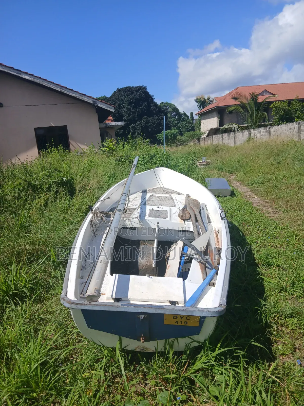 Dulcinea Sailing Boat