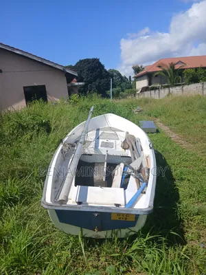 Dulcinea Sailing Boat