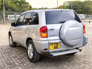 Toyota RAV4 2005 Beige