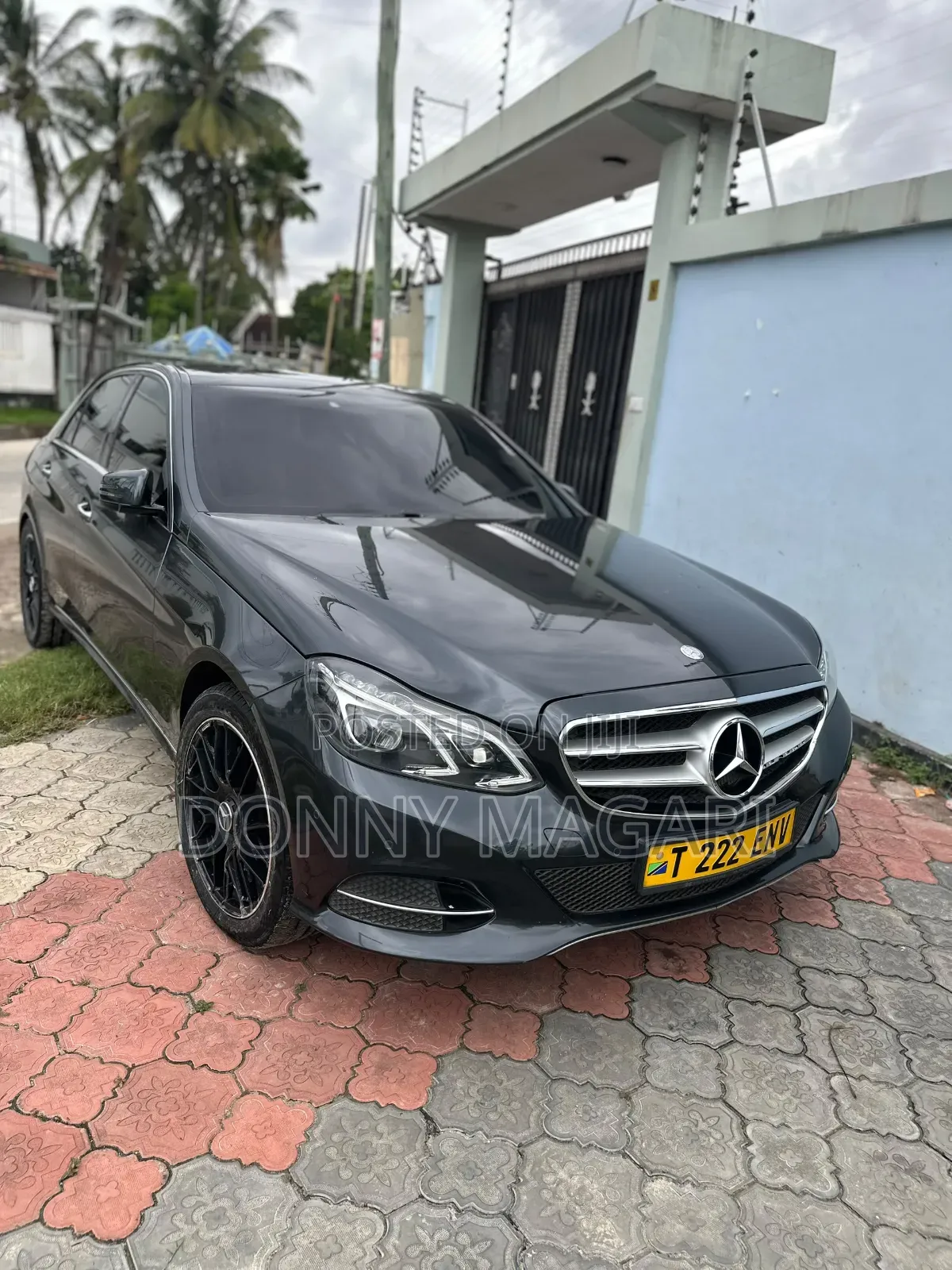 Mercedes-Benz E250 SV Premium 2014 Black