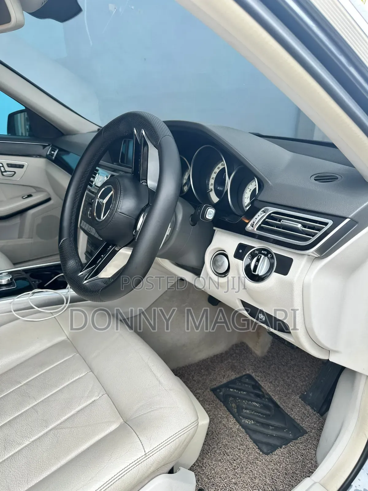 Mercedes-Benz E250 SV Premium 2014 Black