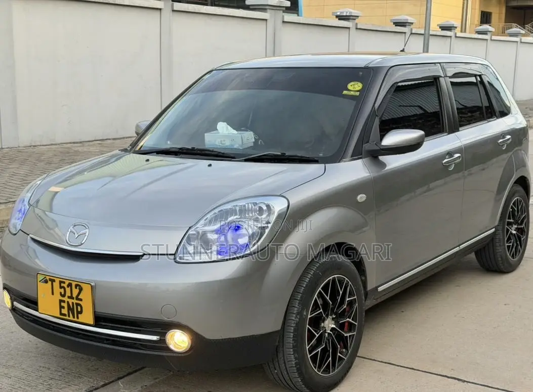 Mazda Verisa 2010 Gray