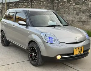 Mazda Verisa 2010 Gray