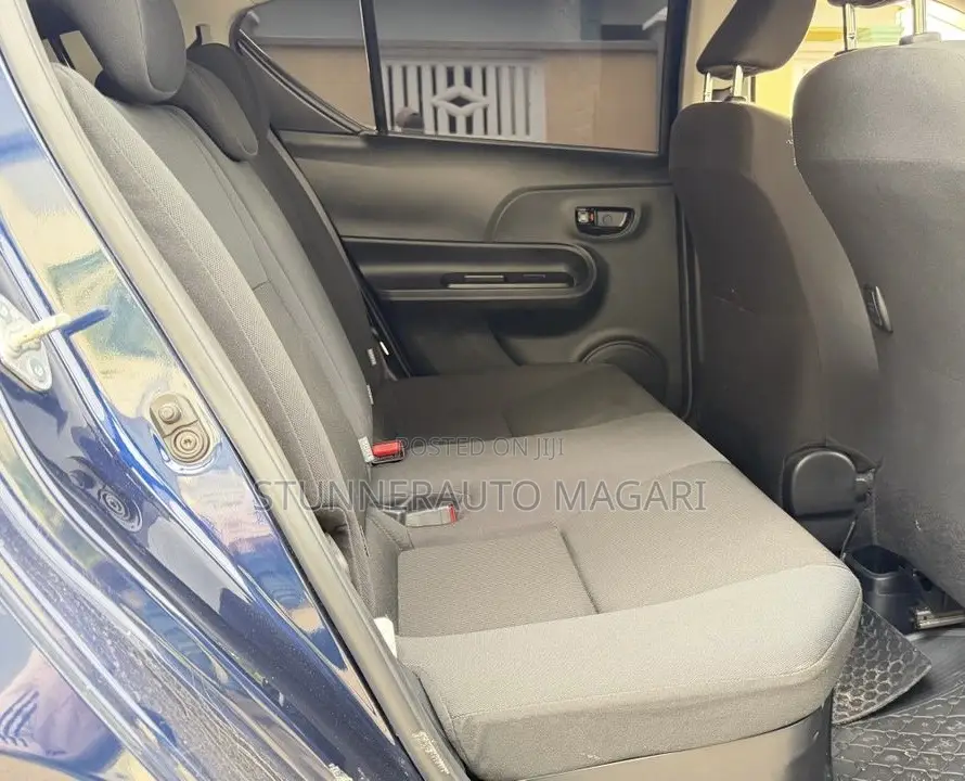Toyota Aqua 2016 Blue