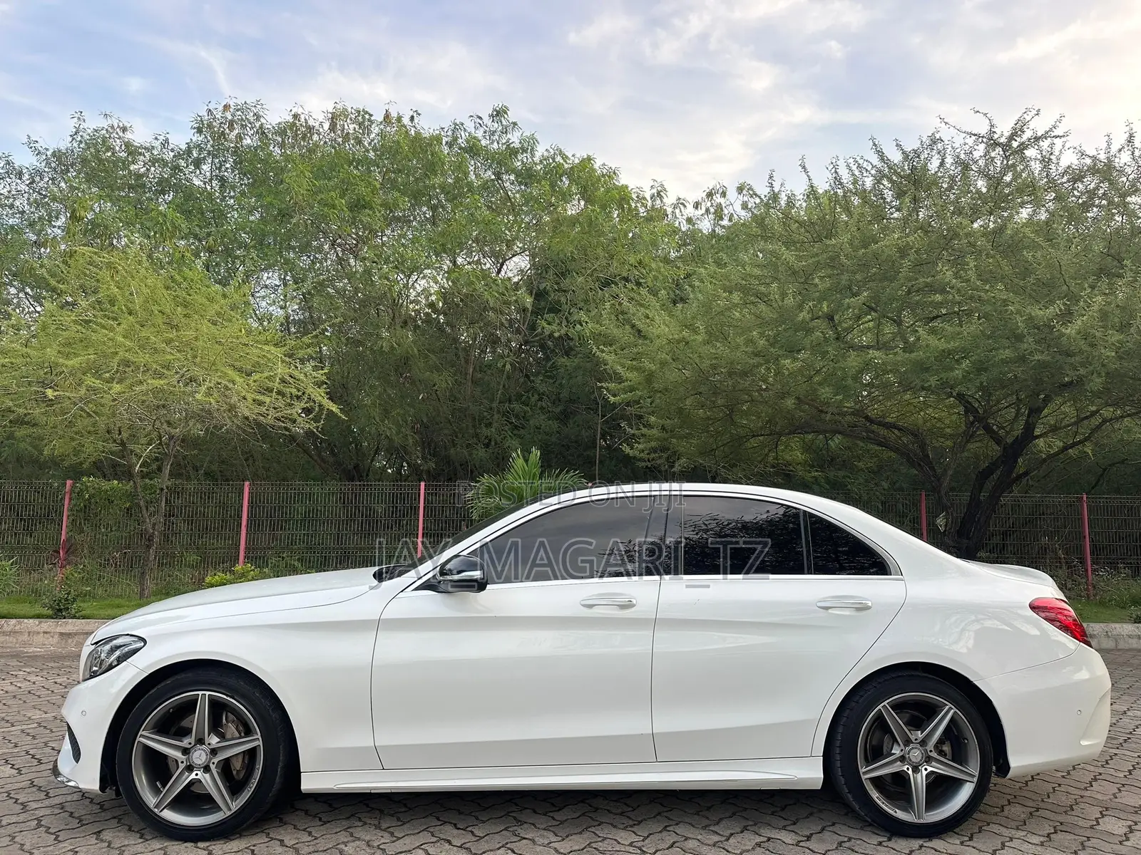 Mercedes-Benz C-Class 2014 White