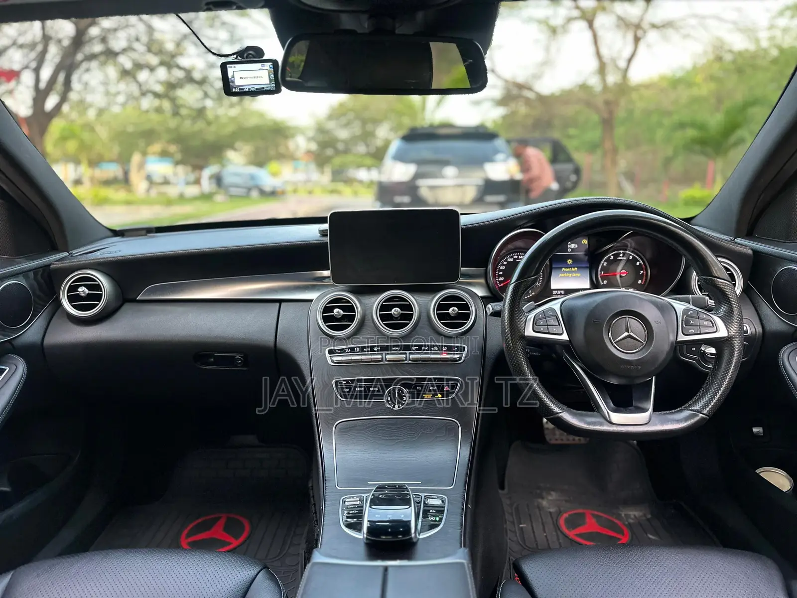 Mercedes-Benz C-Class 2014 White