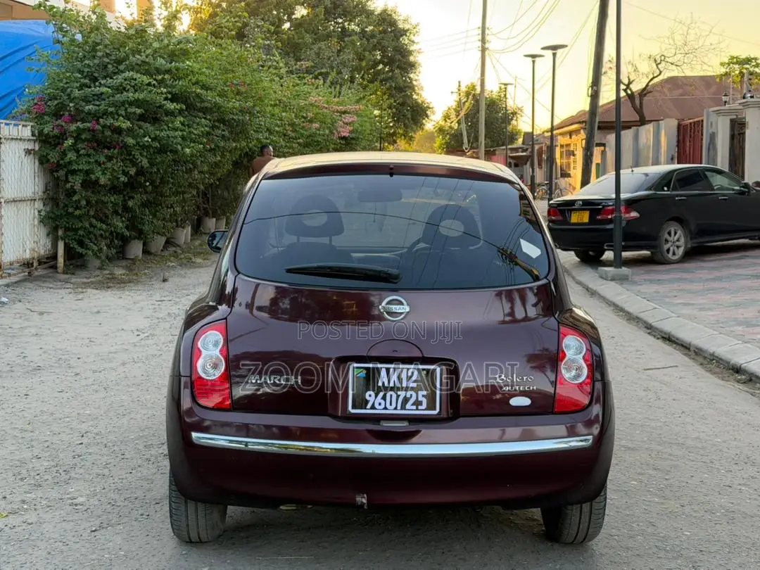 Nissan March 2006 Maroon