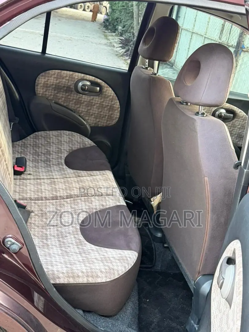Nissan March 2006 Maroon