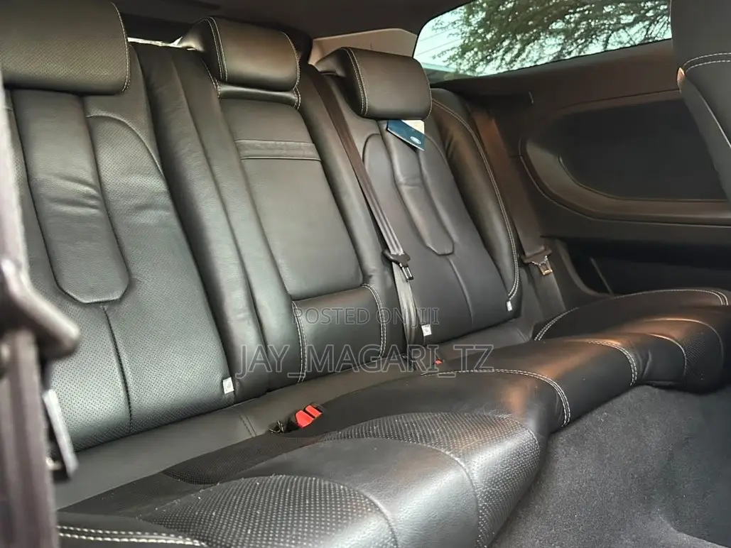 Land Rover Range Rover Evoque 2012 Red