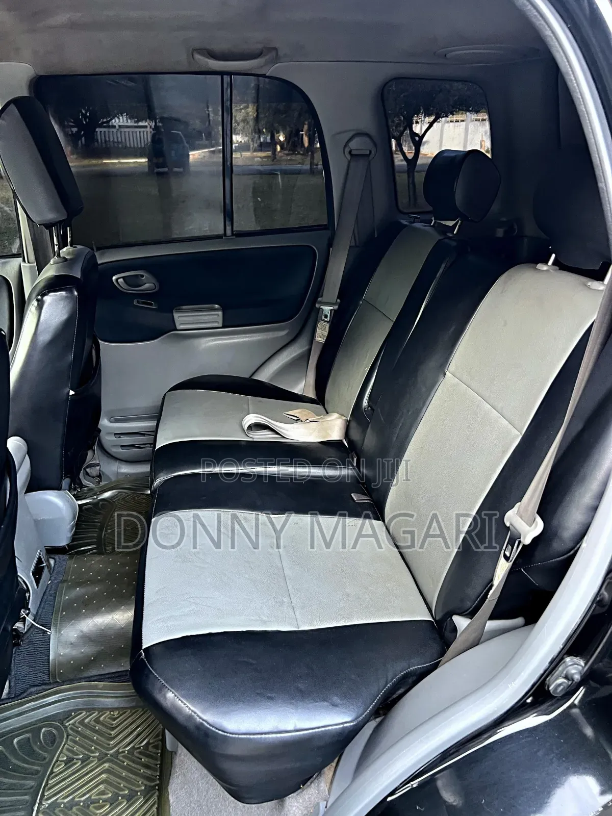 Suzuki Escudo 2004 Black