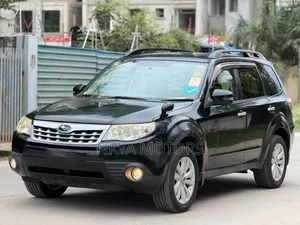 Subaru Forester 2011 Black