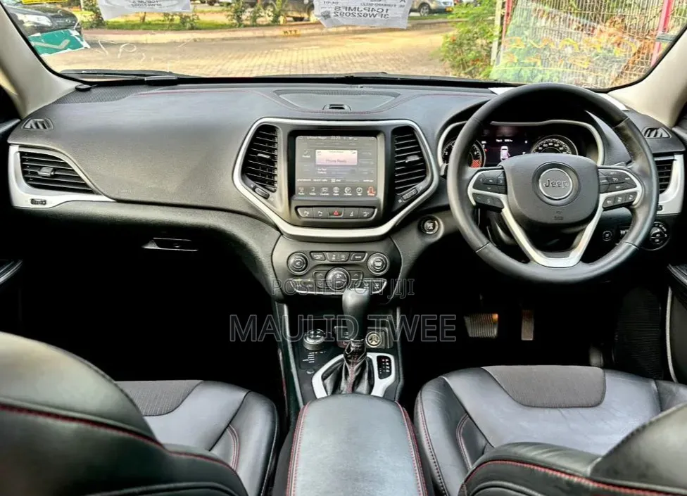 Jeep Grand Cherokee 2016 Orange