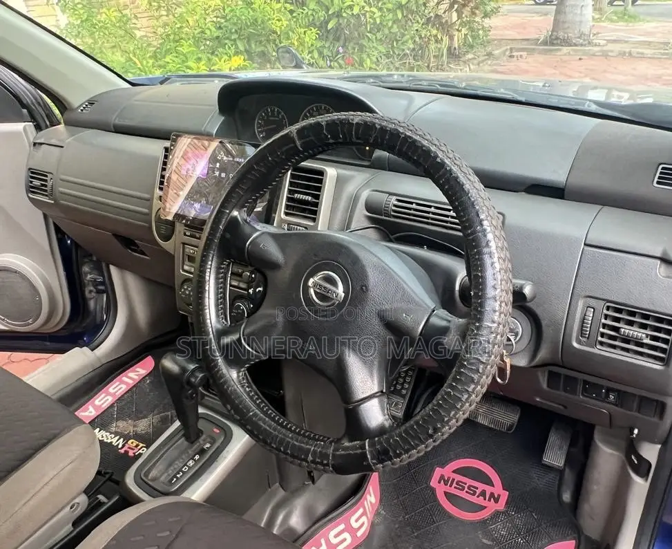 Nissan X-Trail 2004 Blue