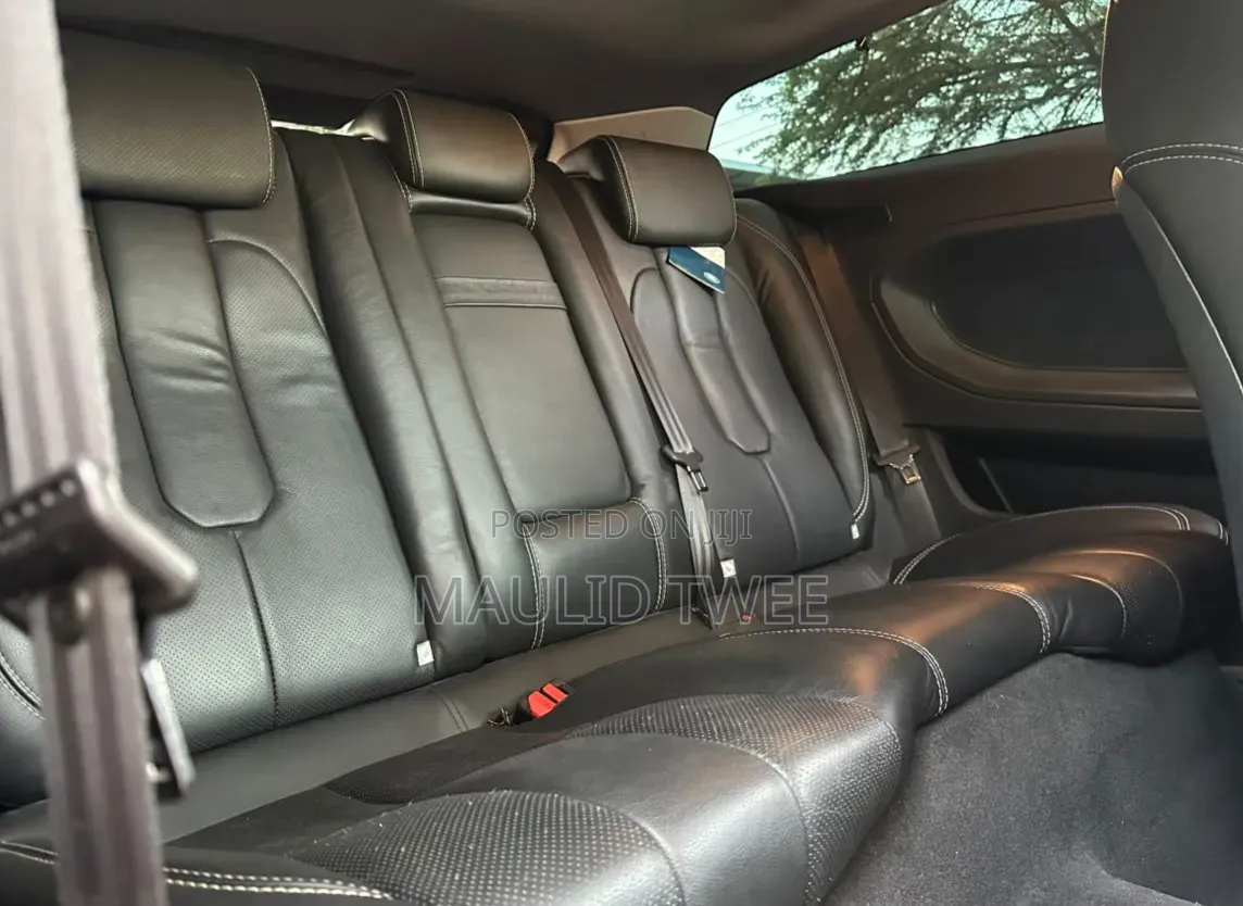 Land Rover Range Rover Evoque 2012 Red