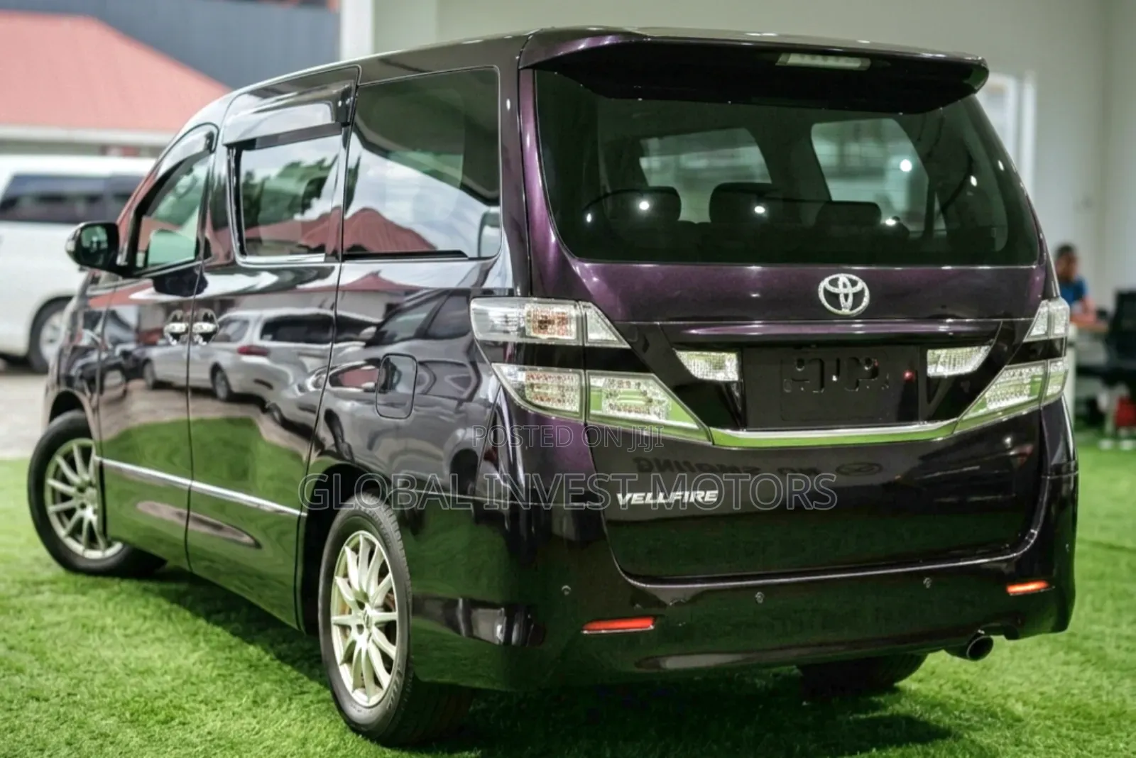 Toyota Alphard 2.4 Petrol AWD 2008 Maroon